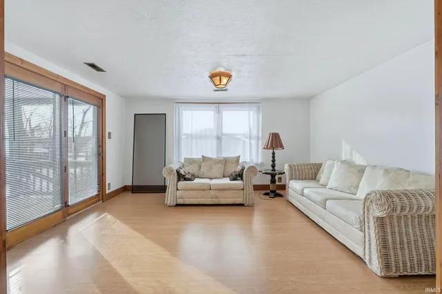 $229,900 | 735 Ln 274 Crooked Lake, Angola, IN 46703