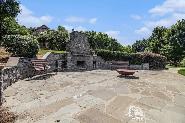 $660,000 | 1647 Dupont Commons Drive Northwest, Atlanta, GA 30318