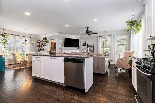 $660,000 | 1647 Dupont Commons Drive Northwest, Atlanta, GA 30318