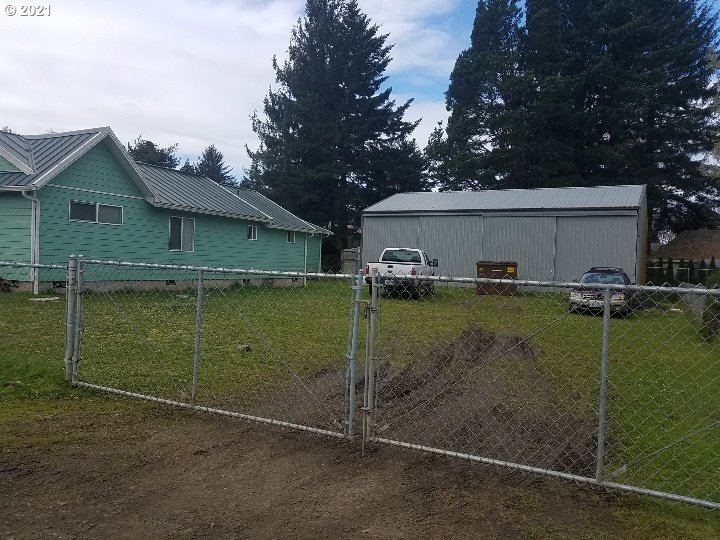 63564 Flower Road Coos Bay, OR 97420 - Photo 2 of 3 Gallery Image 2