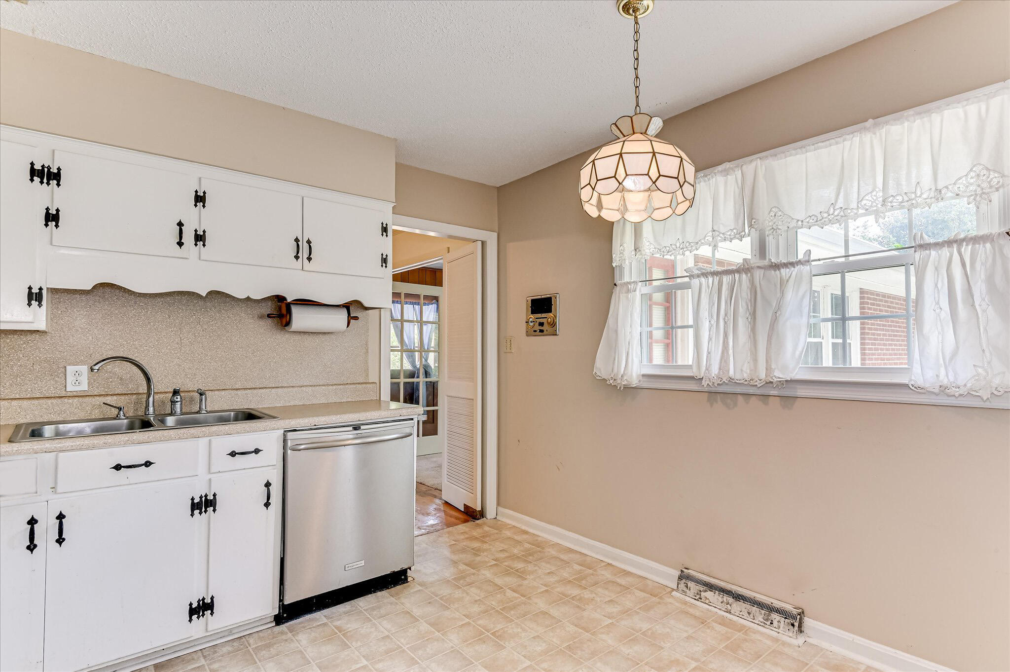 4114 Windsor Spring Road Hephzibah, GA 30815 - Photo 19 of 41 Sprawling Hephzibah GA Estate 26-126