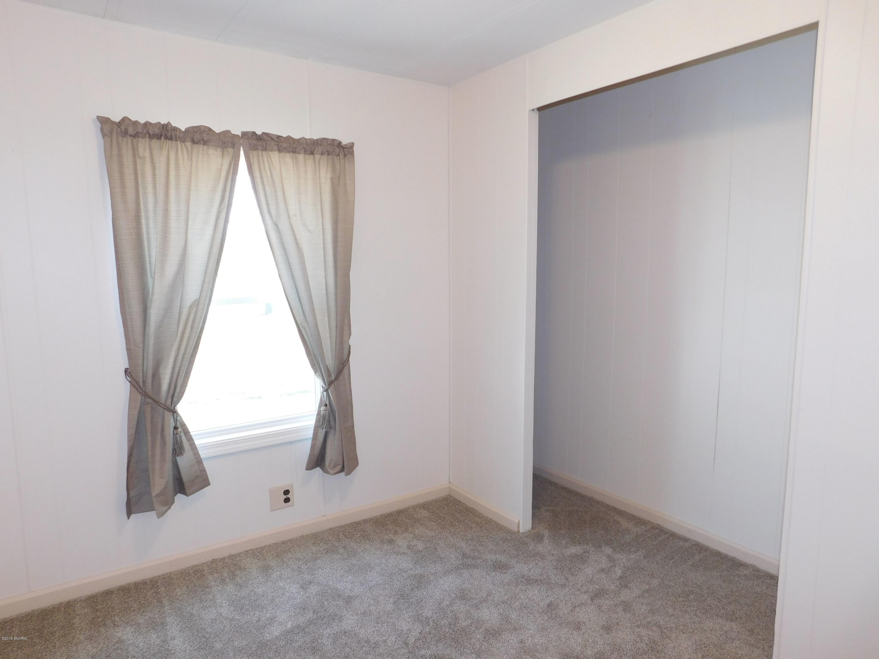 551 High Road Coldwater, MI 49036 - Photo 5 of 8 DSCN3216