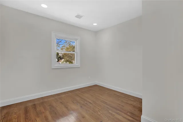 $999,000 | 3 Jayne Avenue, Melville, NY 11747