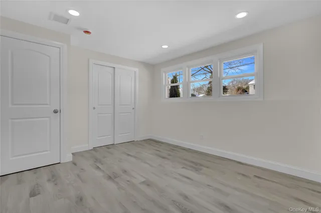 $999,000 | 3 Jayne Avenue, Melville, NY 11747