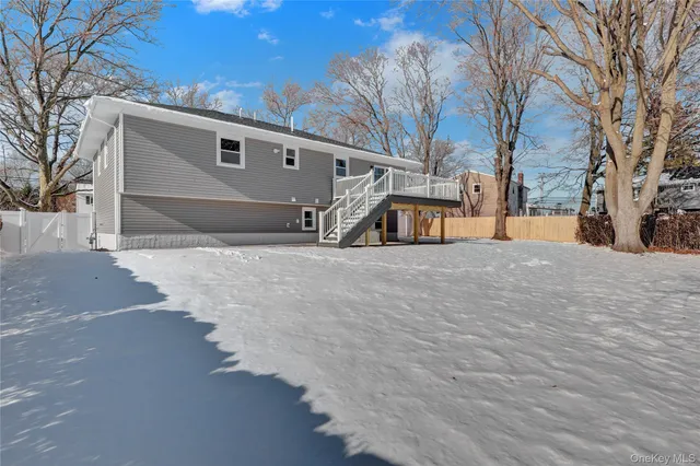 $999,000 | 3 Jayne Avenue, Melville, NY 11747