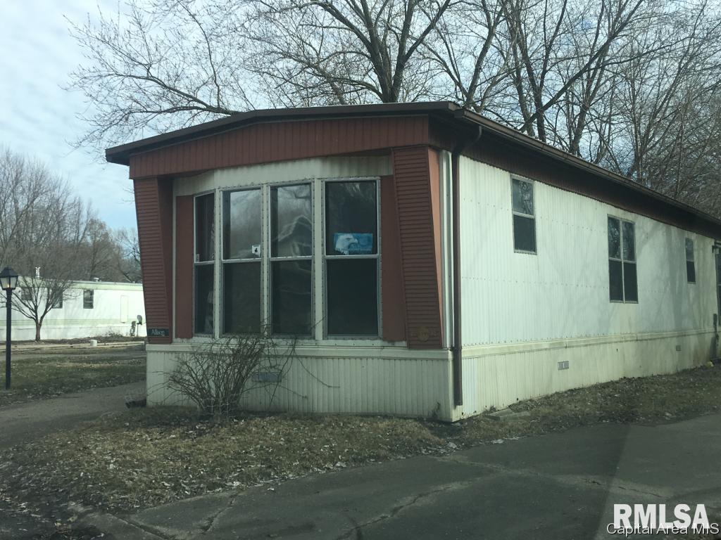 300 Forrest Avenue Springfield, IL 62702 - Photo 1 of 19