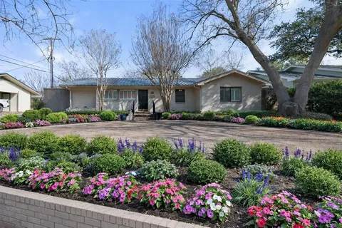 $700,000 | 611 Westview Avenue, Fort Worth, TX 76107