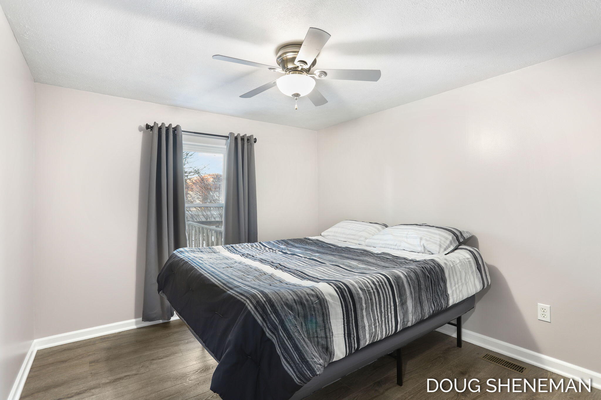 138 Riley Street Holland, MI 49424 - Photo 27 of 41 Second Bedroom