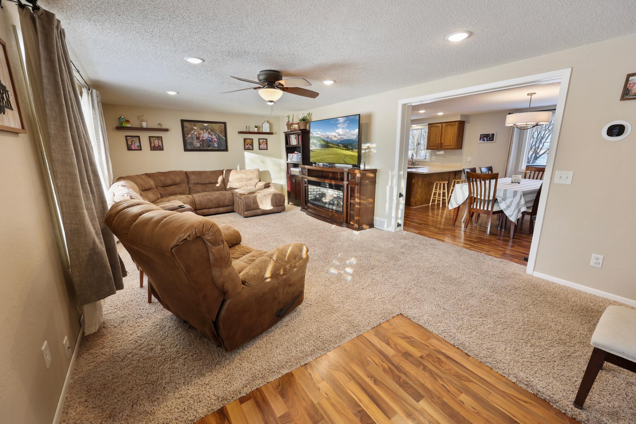 21276 County Road 7 St. Augusta, MN 56301 - Photo 6 of 43