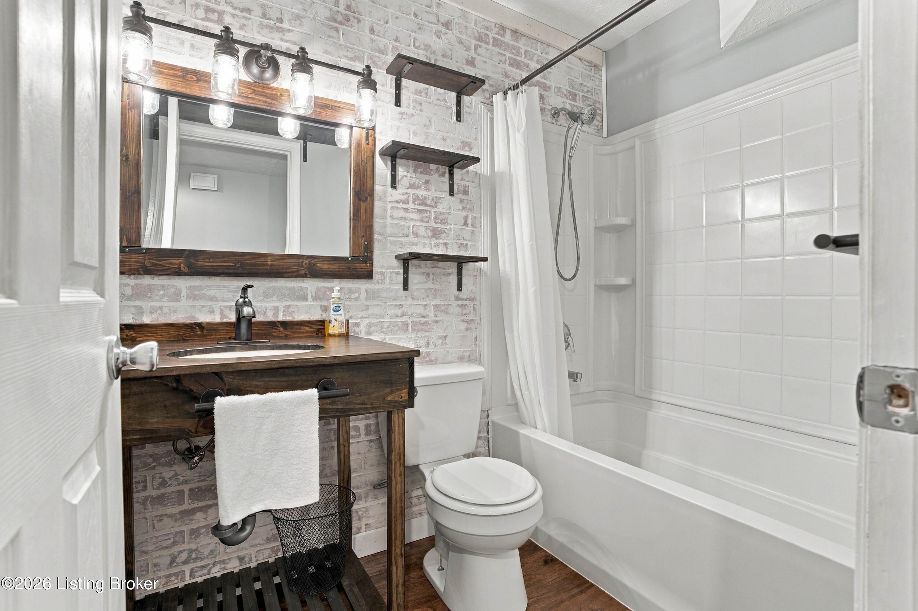 1196 Flatlick Road Mount Washington, KY 40047 - Photo 20 of 31 Bath
