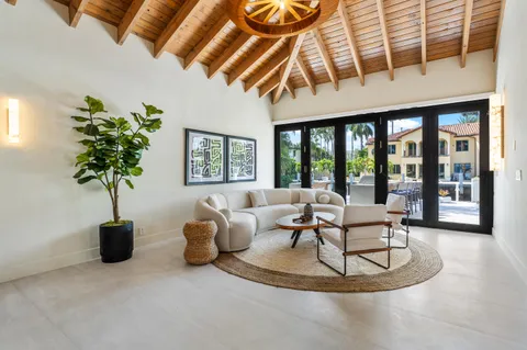 $5,475,000 | 425 Coral Way, Fort Lauderdale, FL 33301