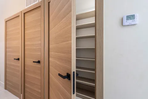 $5,475,000 | 425 Coral Way, Fort Lauderdale, FL 33301