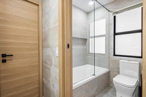 $5,475,000 | 425 Coral Way, Fort Lauderdale, FL 33301