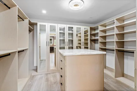 $5,475,000 | 425 Coral Way, Fort Lauderdale, FL 33301