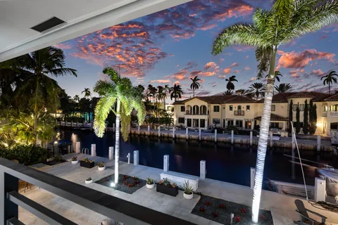 $5,475,000 | 425 Coral Way, Fort Lauderdale, FL 33301