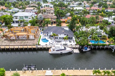$5,475,000 | 425 Coral Way, Fort Lauderdale, FL 33301