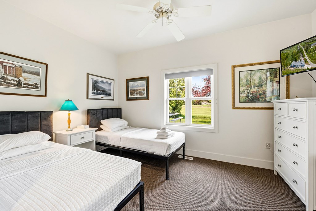 5280 Horseshoe Bay Road, Unit 7 Egg Harbor, WI 54209 - Photo 12 of 33