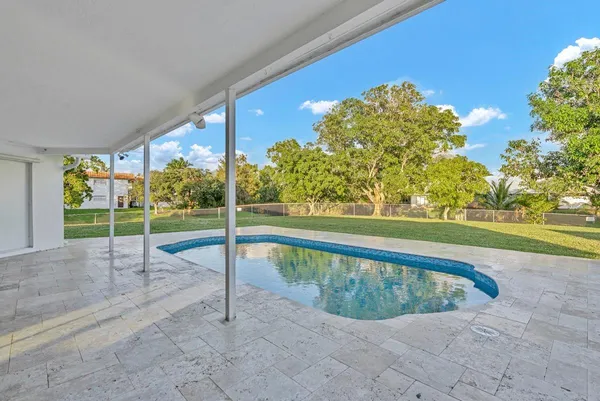 $4,250 | 290 Northwest 65th Avenue, Margate, FL 33063