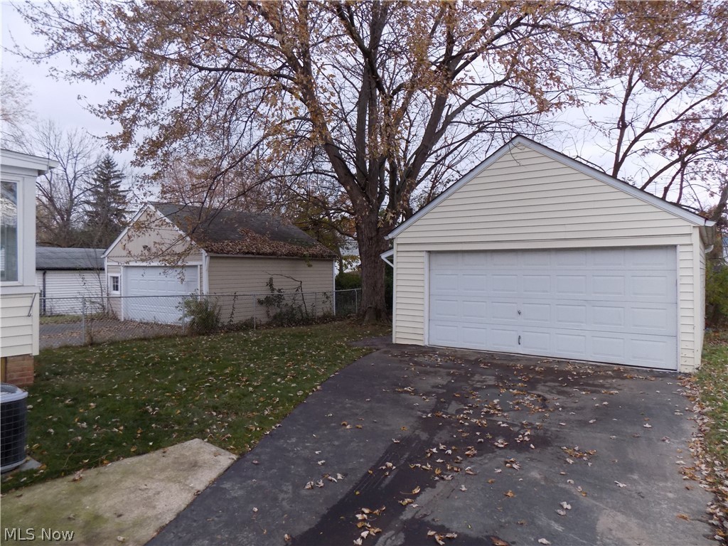 21411 Libby Road Maple Heights, OH 44137 - Photo 26 of 28