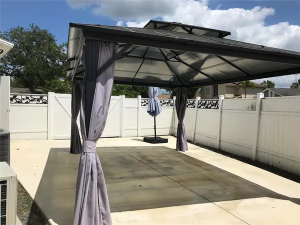 $2,800 | 11059 Springridge Drive, Tampa, FL 33624