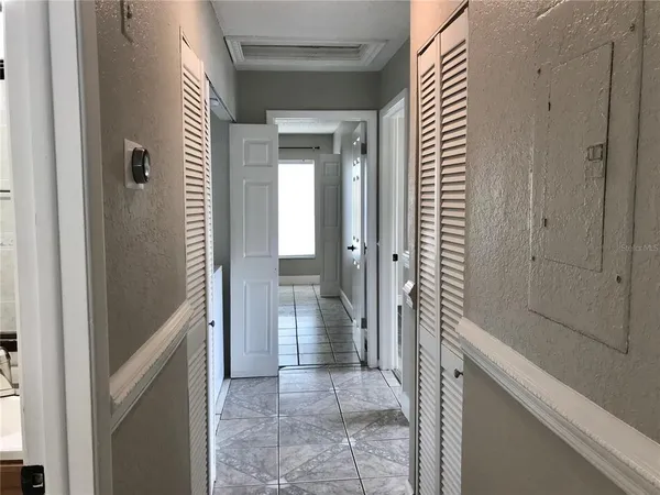 $2,800 | 11059 Springridge Drive, Tampa, FL 33624