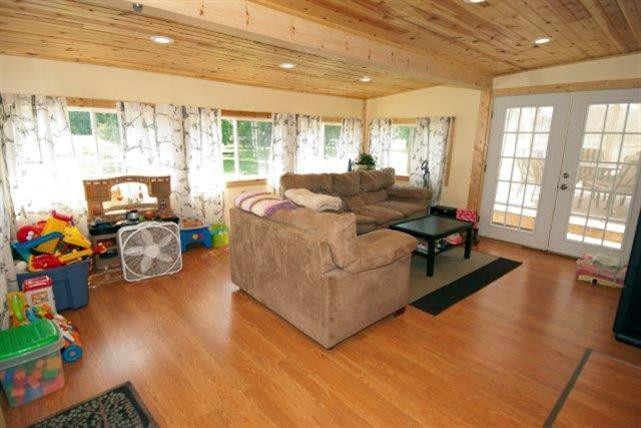14230 Tuttle Hill Road Milan, MI 48160 - Photo 18 of 23 Photo 18