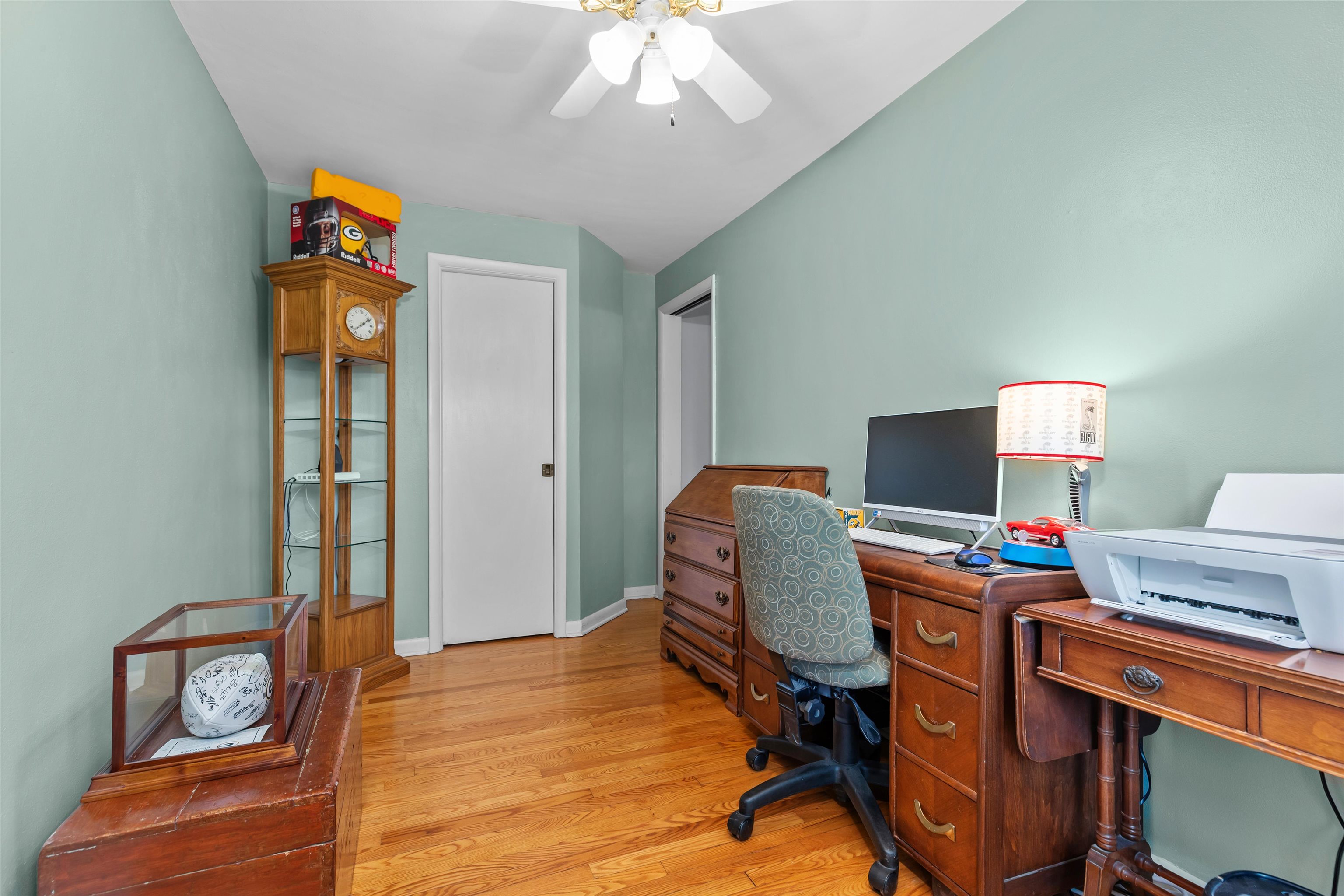 1911 South Carpenter Street Appleton, WI 54915 - Photo 17 of 32