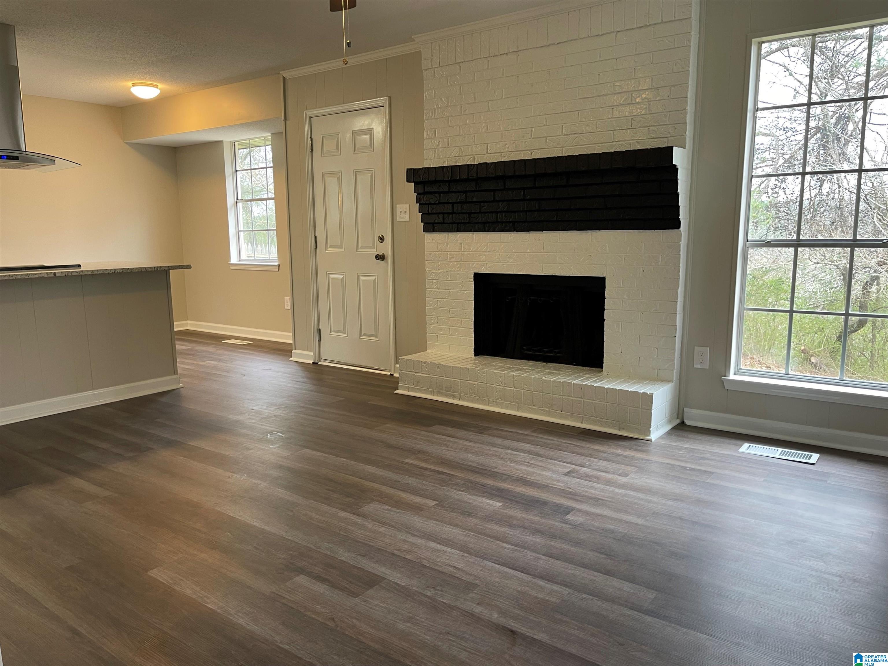 817 Twin Ridge Drive Gardendale, AL 35071 - Photo 9 of 29