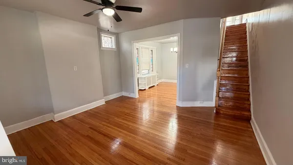 wooden floor in an empty room with wooden floor