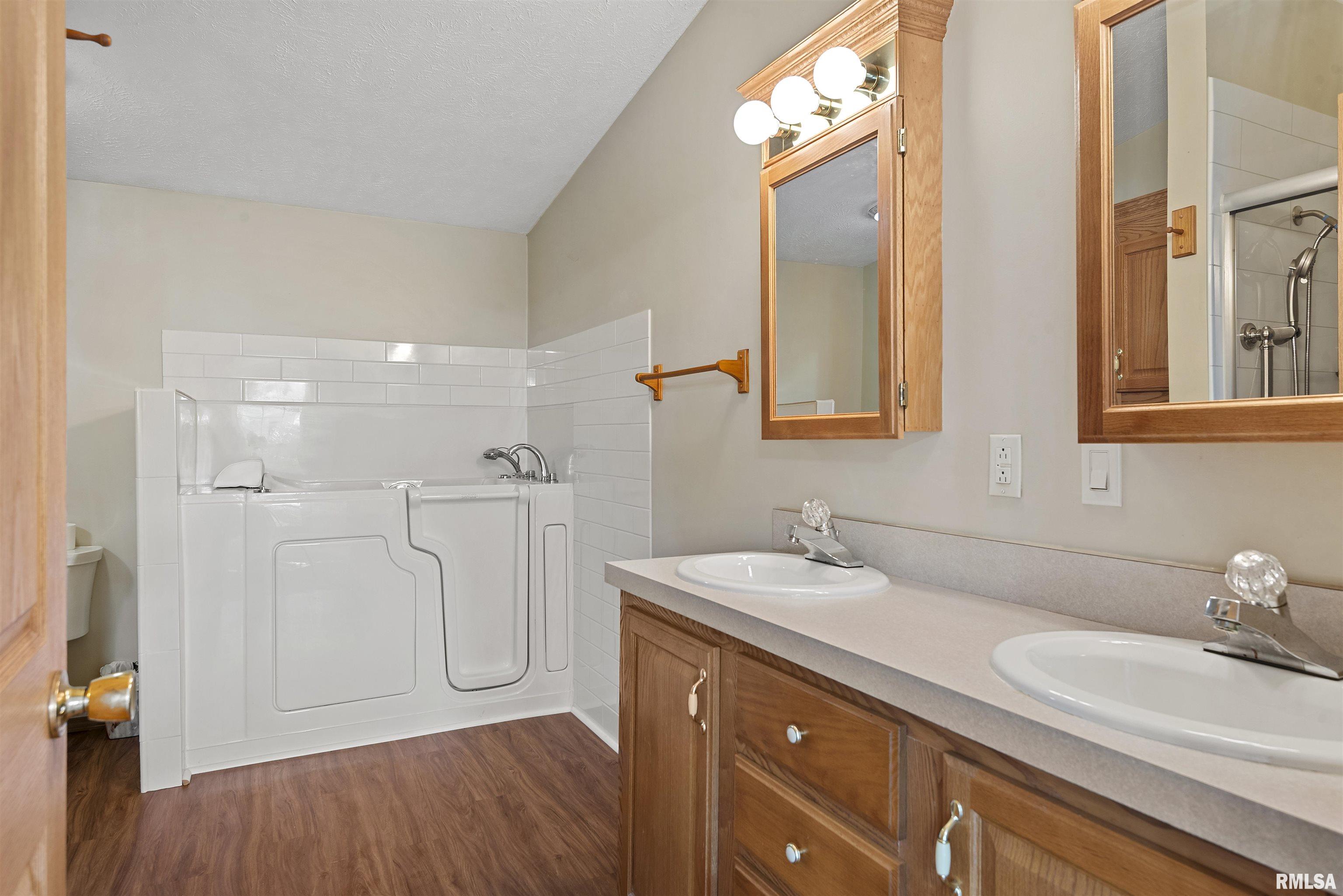 2800 Vía Rosso Springfield, IL 62703 - Photo 21 of 37