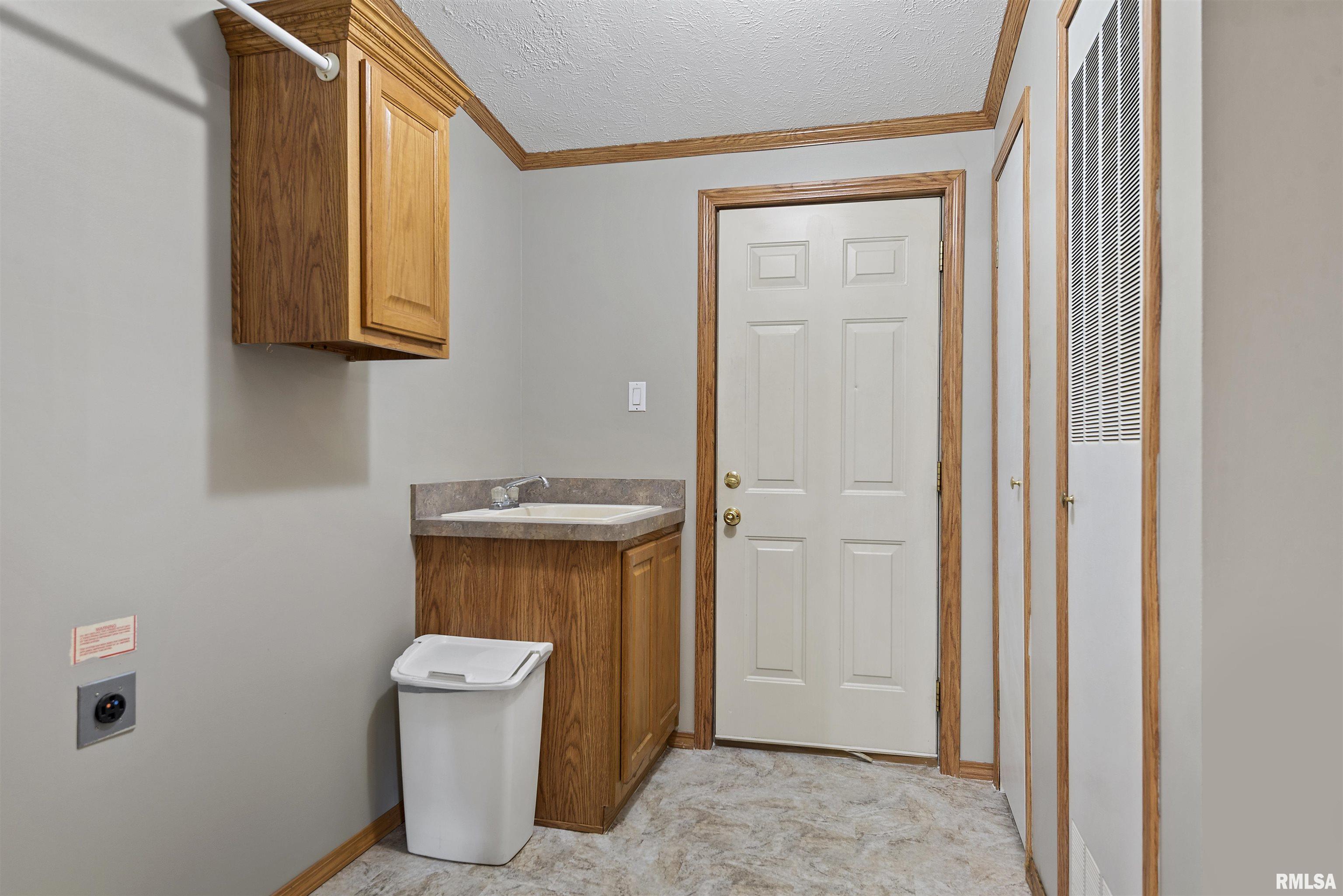 2800 Vía Rosso Springfield, IL 62703 - Photo 25 of 37