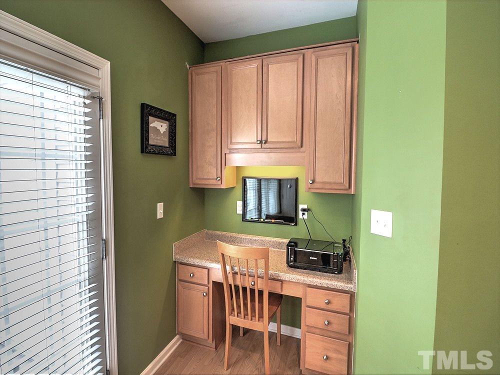 8978 Camden Park Drive Raleigh, NC 27613 - Photo 5 of 18