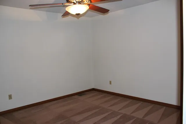 $299,900 | 706 Three Mile Ridge, Lawrenceburg, IN 47025