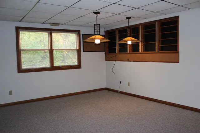 $299,900 | 706 Three Mile Ridge, Lawrenceburg, IN 47025