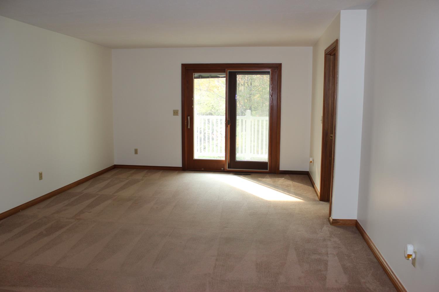 706 Three Mile Ridge Lawrenceburg, IN 47025 - Photo 7 of 47