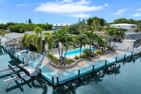 $2,250,000 | 64 Tingler Lane, Marathon, FL 33050