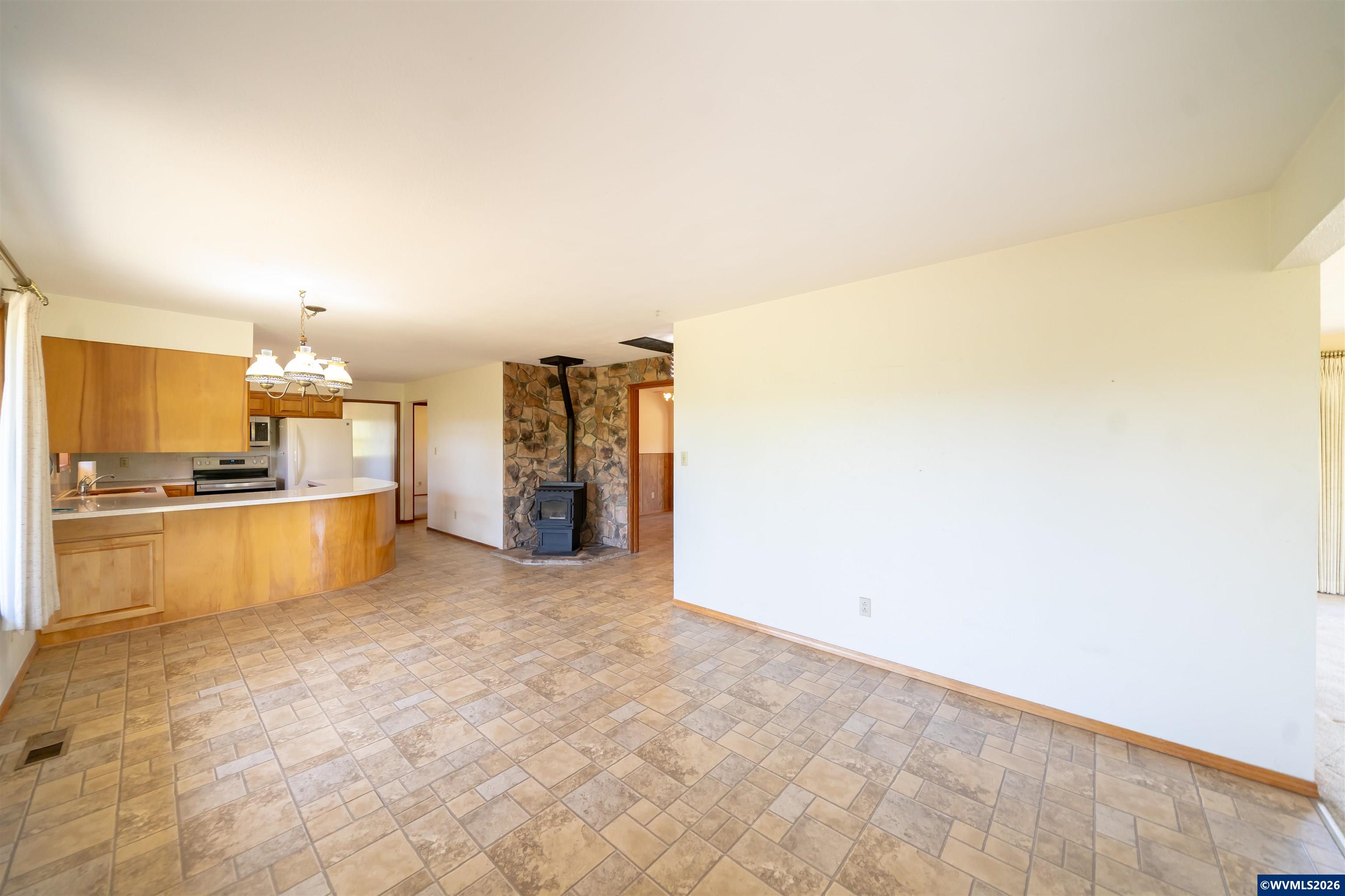 11124 Wagner Road Lyons, OR 97358 - Photo 13 of 44 Gallery Image 13