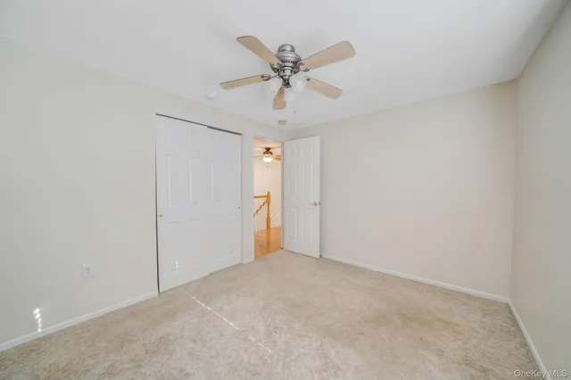 $449,000 | 586 Blue Ridge Drive, Medford, NY 11763