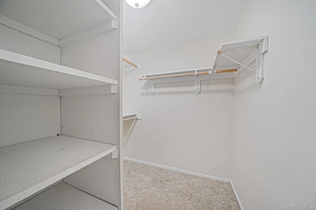 $449,000 | 586 Blue Ridge Drive, Medford, NY 11763