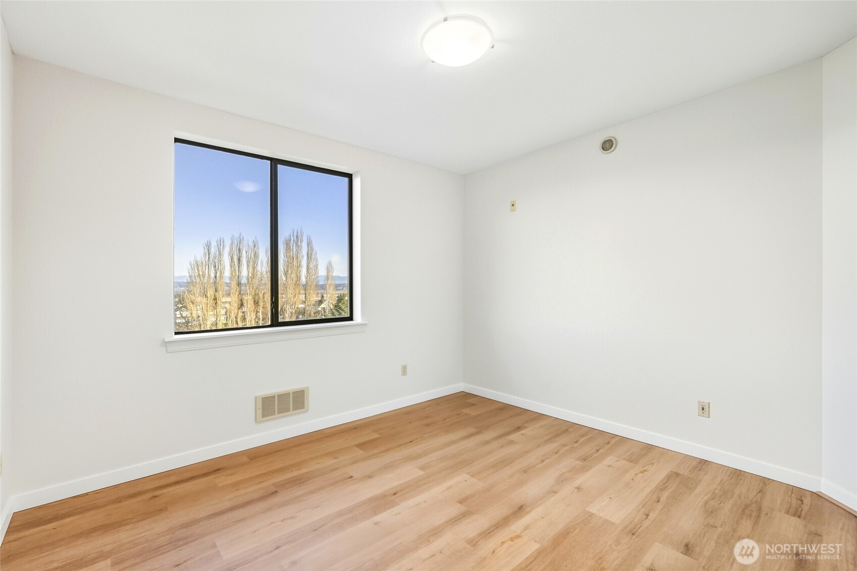 3501 Colby Avenue, Unit 311 Everett, WA 98201 - Photo 16 of 28 a view of an empty room