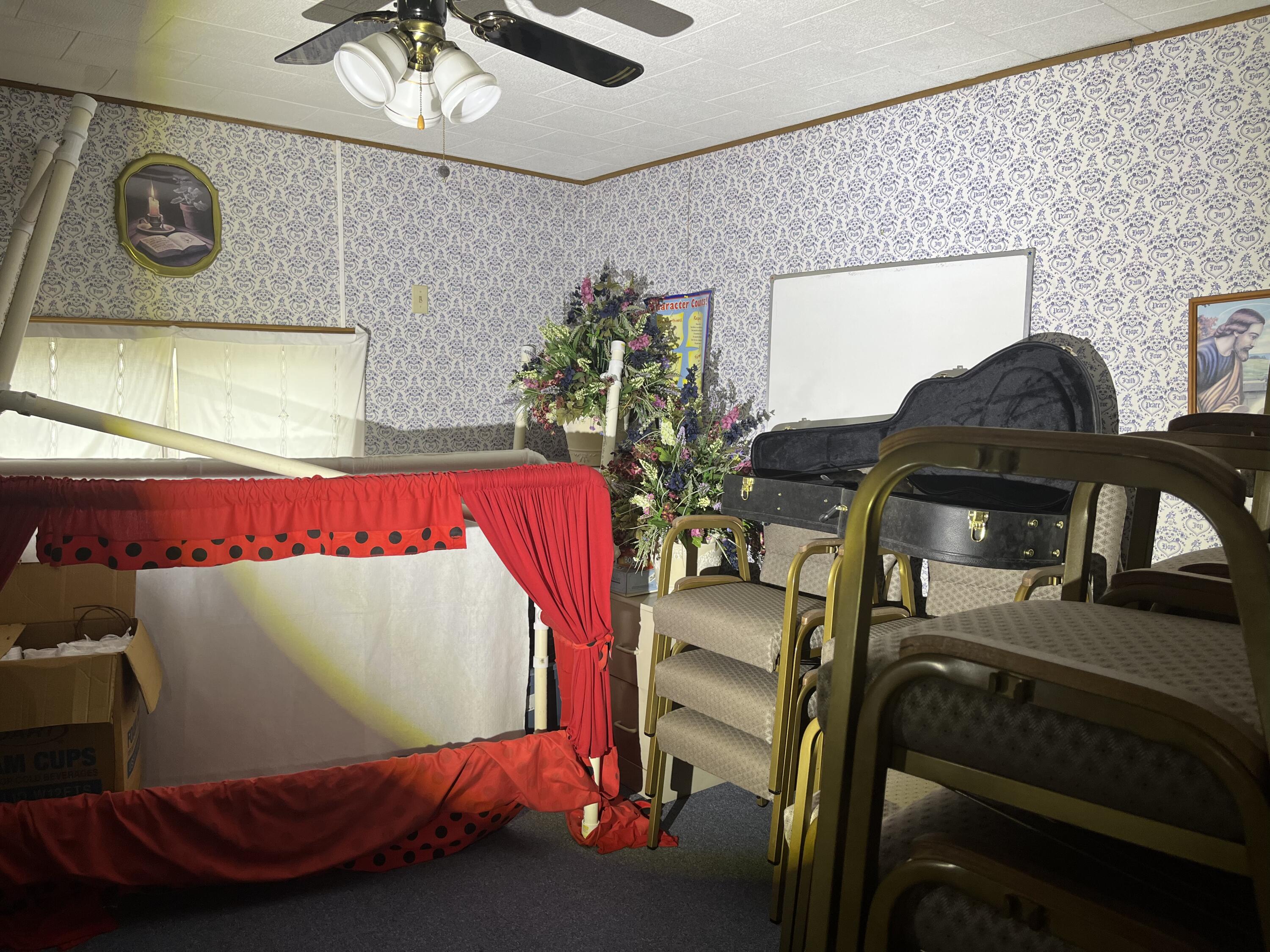 4806 Little Tom Road Coeburn, VA 24230 - Photo 14 of 19 81023249-D98C-4918-A57F-80F9237DCB58