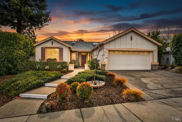 $620,000 | 211 Red Mountain Drive, Cloverdale, CA 95425