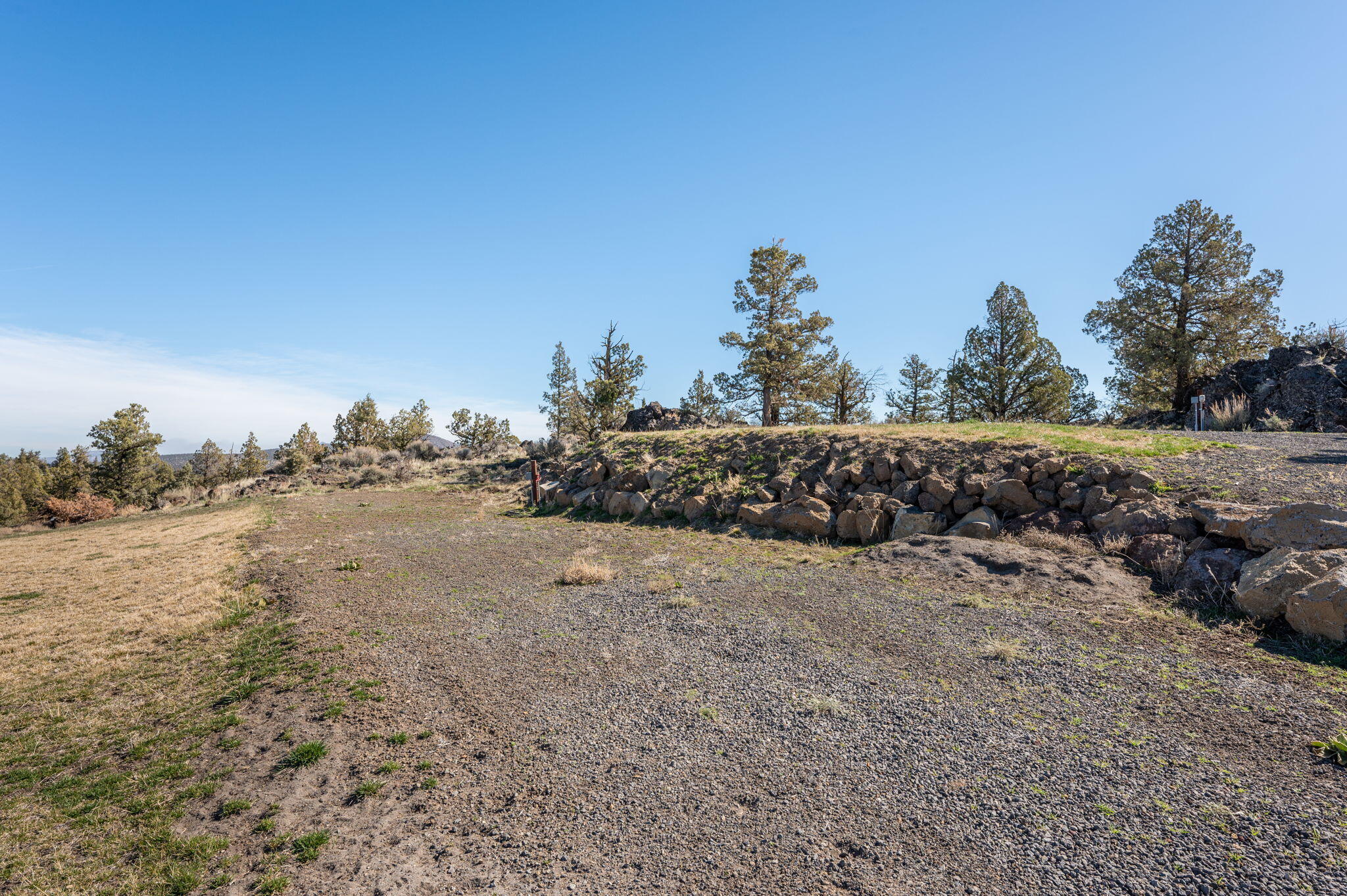 19040 Dusty Loop Bend, OR 97703 - Photo 19 of 27