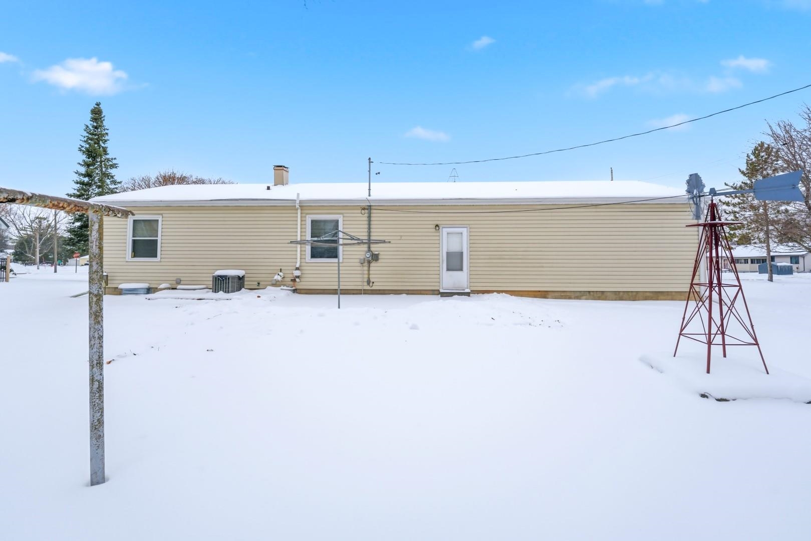 61 Cedar Street Ripon, WI 54971 - Photo 29 of 32