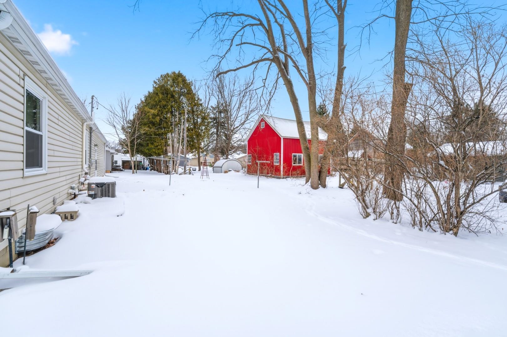 61 Cedar Street Ripon, WI 54971 - Photo 31 of 32