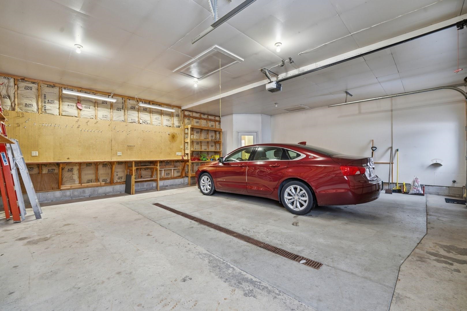 61 Cedar Street Ripon, WI 54971 - Photo 10 of 32