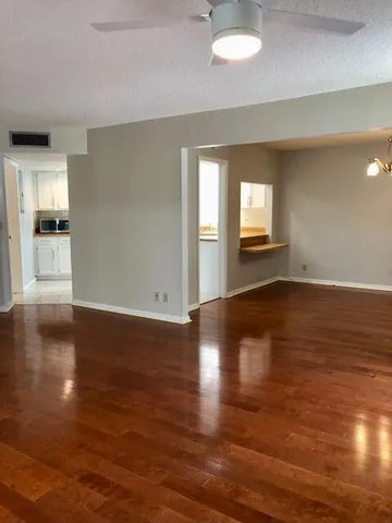 $2,950 | 4300 Hazel Avenue, Unit C, Palm Beach Gardens, FL 33410