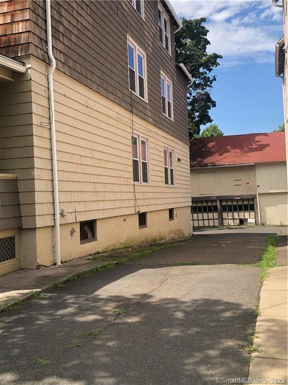 132 Grand Street, Unit 2 Middletown, CT 06457 - Photo 2 of 10