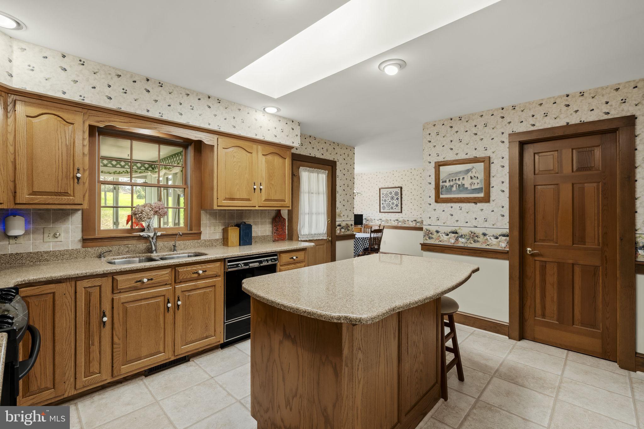 712 Vinemont Road Reinholds, PA 17569 - Photo 16 of 64