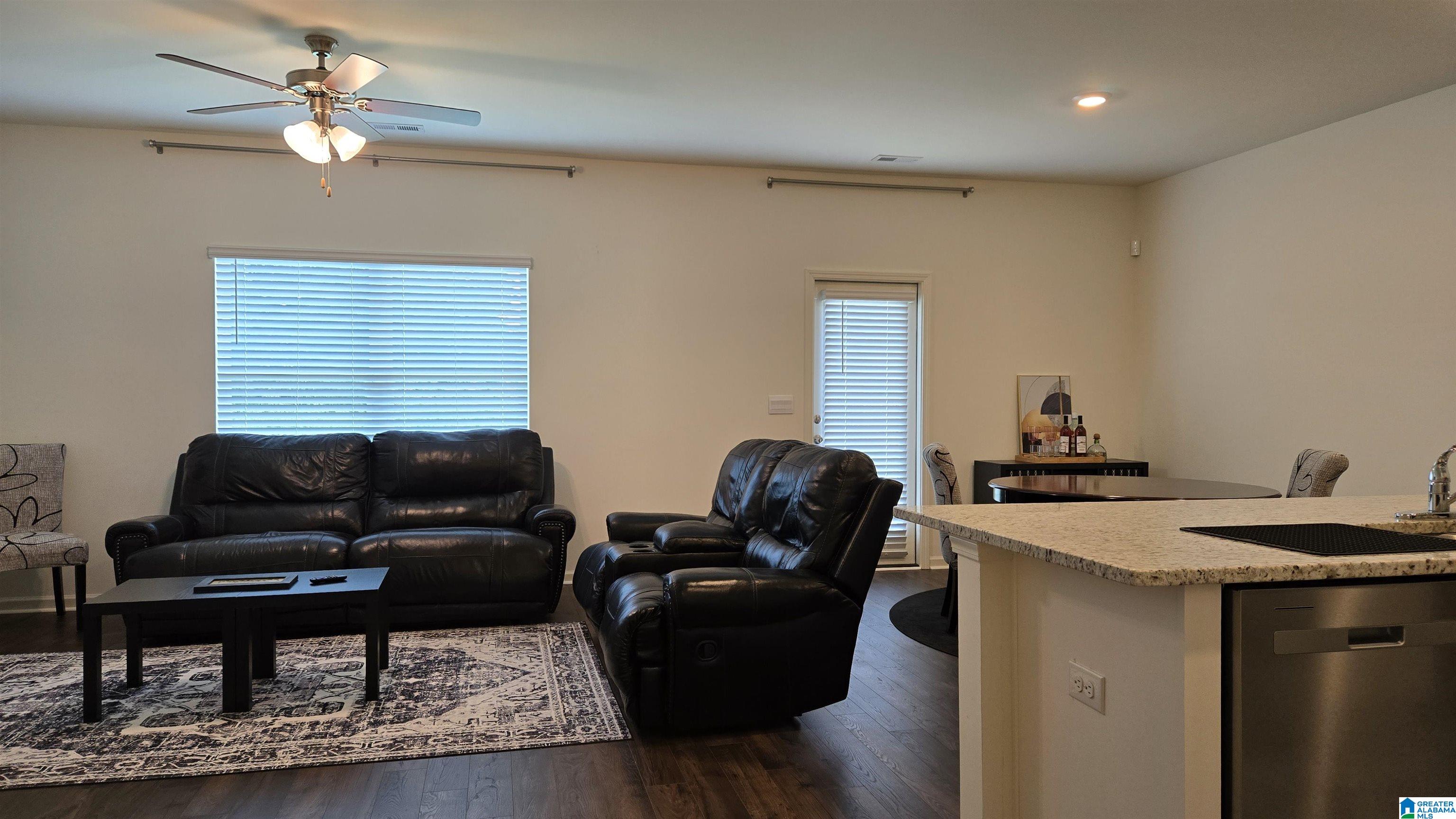 256 Koslin Loop Calera, AL 35040 - Photo 3 of 16